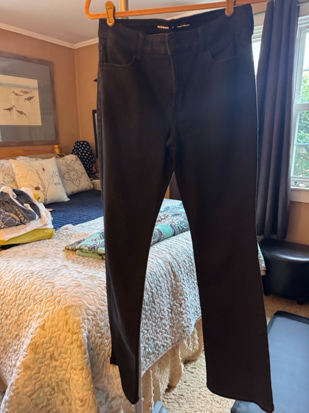 Old Navy “Kicker” bootcut jeans sz 8